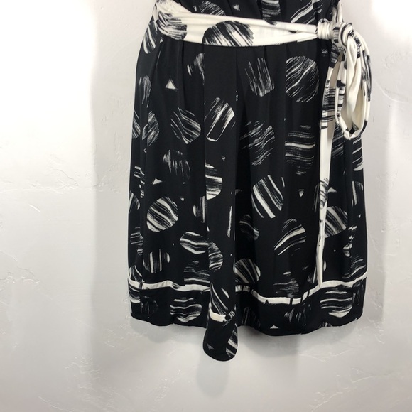 BCBGMAXAZRIA black and white dot faux wrap dress size xs - Picture 3 of 10